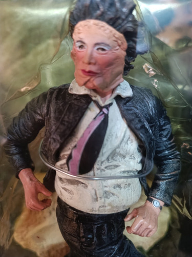 Figura Neca Leatherface Cult Classics Serie 2 (Usado)