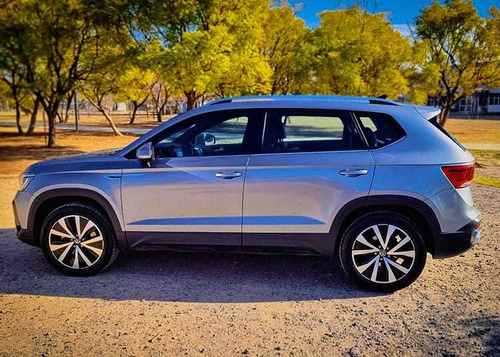 Imagen 4 de 10 de Volkswagen Taos 2022 1.4 250 Tsi Highline