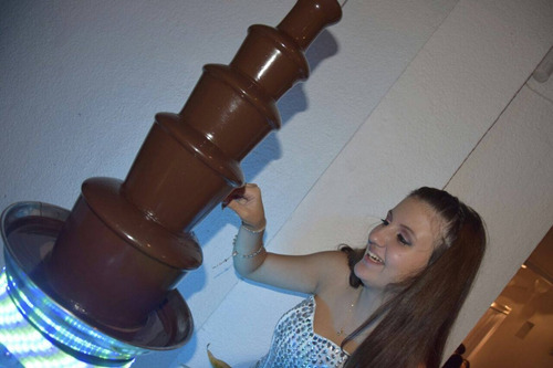 Servicio De Cascada O   Fuente De Chocolate Alquiler