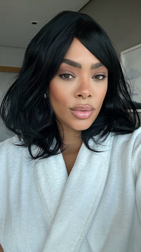 Peruca Wig Fibra Diana Curta 40 Cm Aspecto Natural Tonalidade Castanho Claro