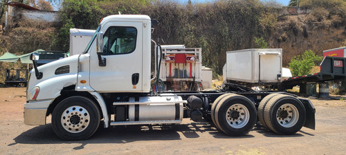 Camion O Tractocamion Day Cab Freigthliner Cascadia