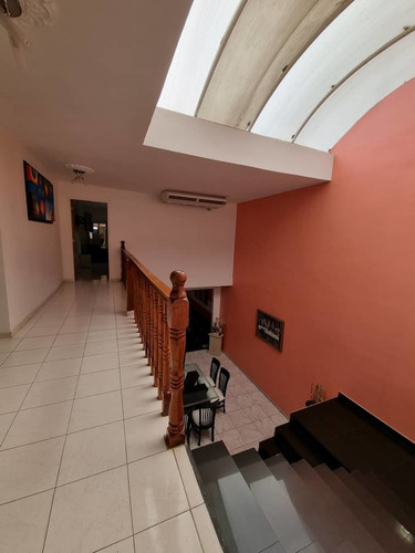 Imagen 12 de 22 de Jessica Medina Vende Casa En La Trigaleña Valencia