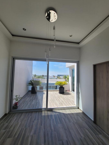 Imagen 9 de 18 de Casa De Lujo, En Renta, En Balcones De Juriquilla, Querétaro.
