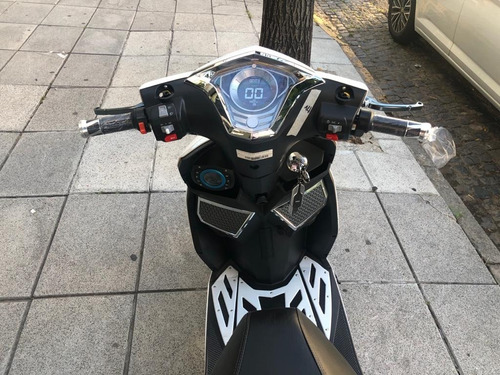 Imagen 6 de 19 de Scooter No Zanella No Gilera Electrico Sunra Hawk Eco D