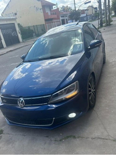 Volkswagen Vento 2.5 Luxury 170cv