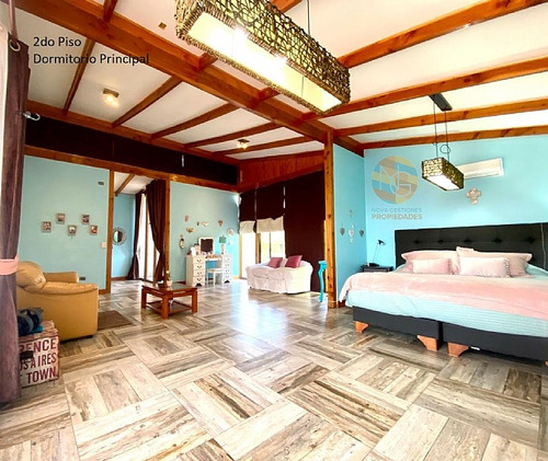 Casa En La Florida, 1000 M2 De Terreno, 350 M2 Construidos.