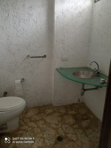 Is - Venta Acogedora, Cómoda Y Funcional Casa 250 Mts2 - La Trinidad Mun. Baruta. Negociable!!