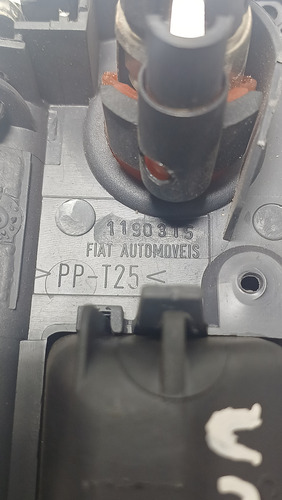 Porta Objetos Com Acendedor Fiat Uno 1190315 Usado Preto (Usado)