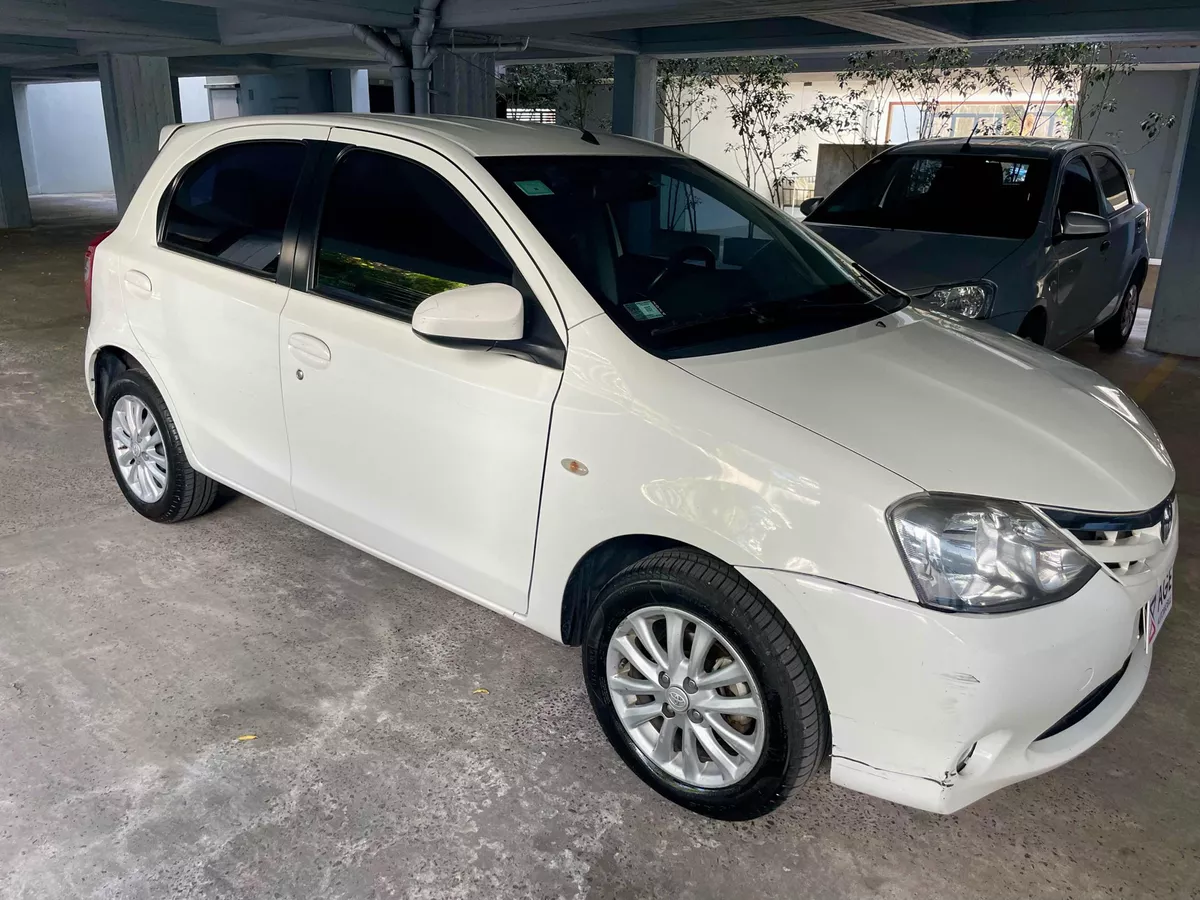 Toyota Etios 1.5 Xls