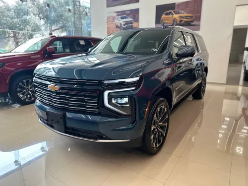 Chevrolet Suburban 6.2 High Country 4X4 At