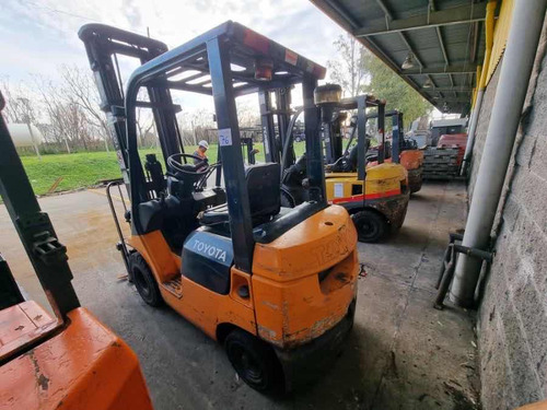 Autoelevador Toyota 32-8fg18 1800kg Torre A 6mts Envios Pais