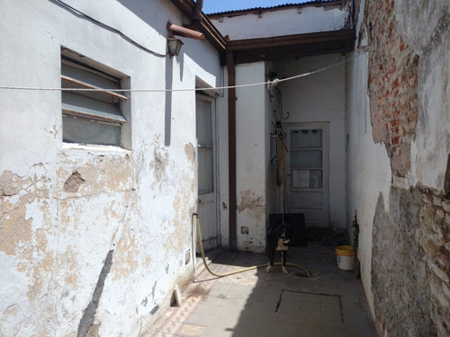 Casa Dos Dormitorios Ciudad De Azul A La Venta