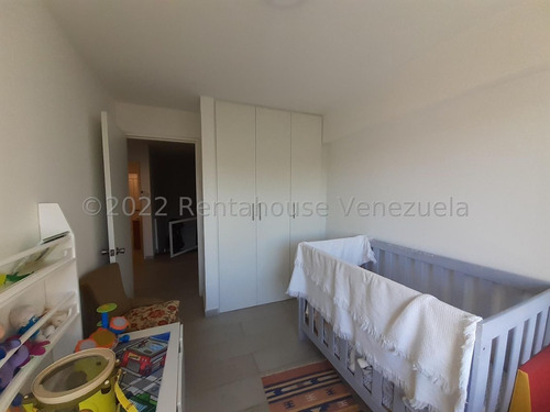 Imagen 15 de 30 de Apartamento En Venta - Los Palos Grandes 22-16330 - Ja 04242153335