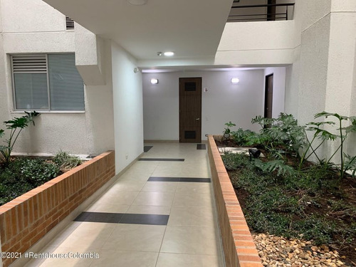Imagen 5 de 14 de Arriendo Apartamento En La Estacion Mls 22-579