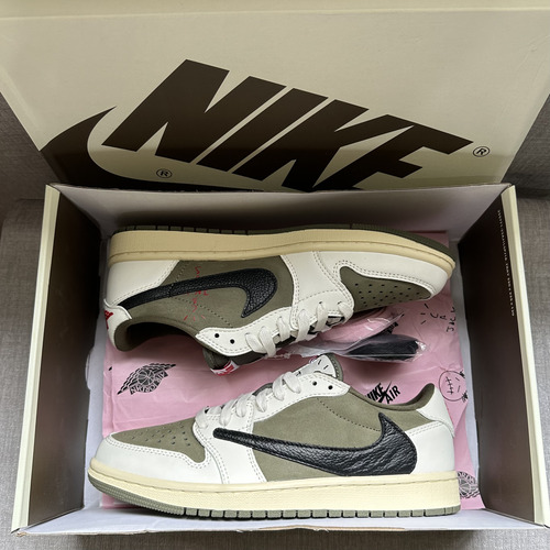 Air Jordan 1 Low X Travis Scott Medium Olive 39