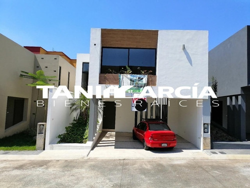Imagen 2 de 12 de Casa Nueva Fraccionamiento Privado Fortin