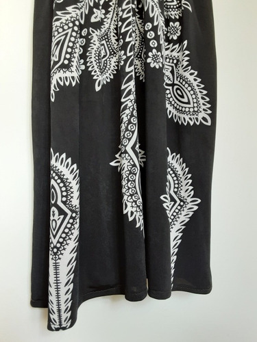 Imagen 7 de 9 de Vestido Negro Con Estampado Estilo Mándala, Talla S