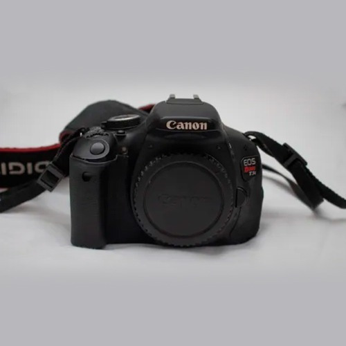 Câmera Canon T3i Com Lente 18 55 Mm + Brindes