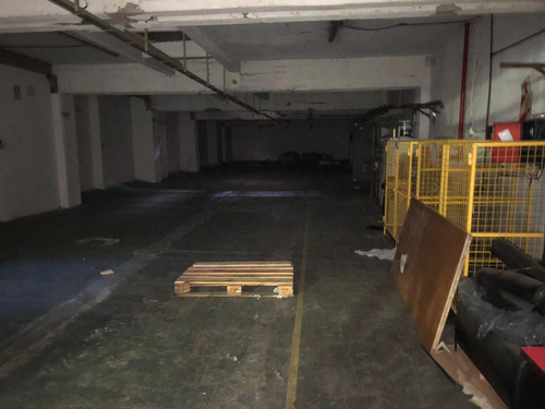 Imagen 2 de 8 de Excelente Deposito De 980 M2 Con Red De Incendios