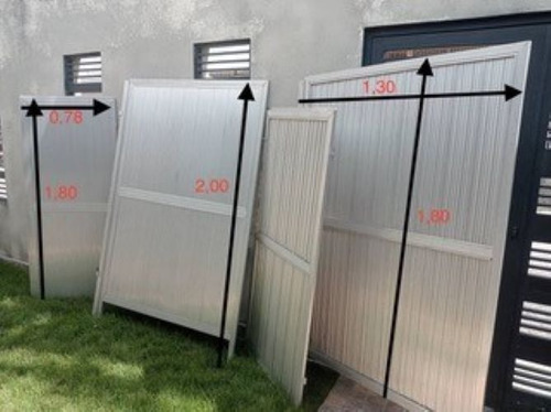 Tabiques De Aluminio Para Divisiones De Baños O Vestidores (Usado)