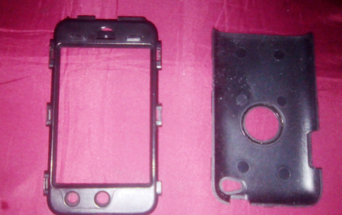 Imagen 5 de 6 de iPod Touch 4 De 16 Gb Con Protector Antigolpe Y Forro