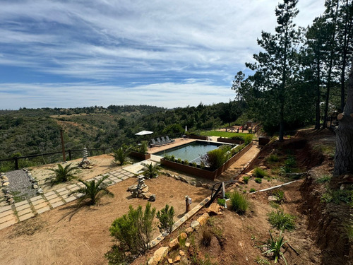 Se Vende Hermosa Parcela Con 3 Cabañas En Melosilla