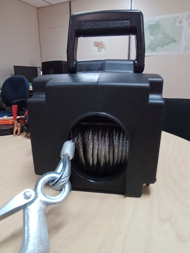 Imagen 1 de 9 de Winche Electrico 12v 2000lbs