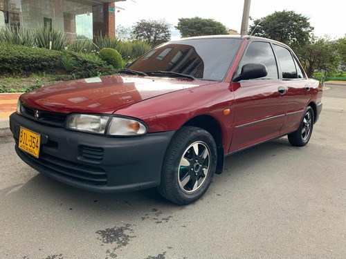 Mitsubishi Lancer 1.3 Gl 4 p 82 hp