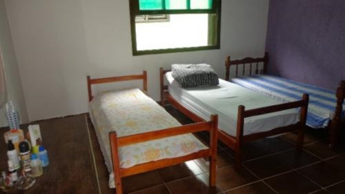 Pousada Com Piscina E 7 Dormitórios Em Itanhaém-sp 7513-pc