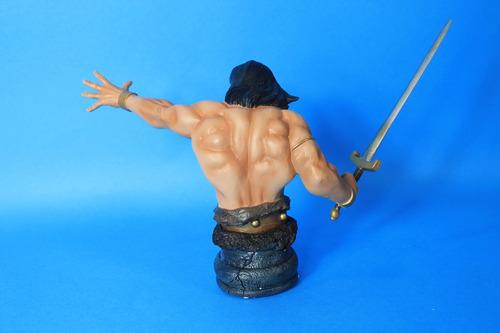 Dark Horse Conan The Savage Sword Collection Mini Bust (Usado)