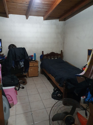 Imagen 10 de 20 de Tres Casas En Un Lote De 10x44mts (berazategui, Buenos Aires)