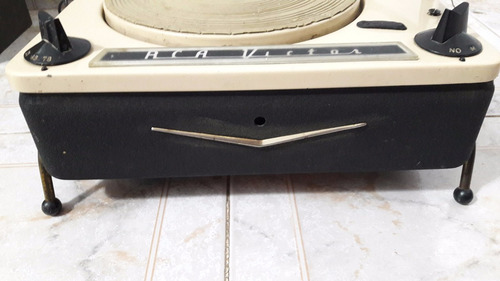 Tocadiscos Rca Victor Con Parlantes Originales