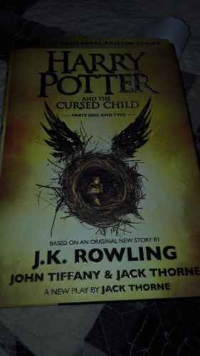 Libro Harry Potter And The Cursed Child Original En Ingles