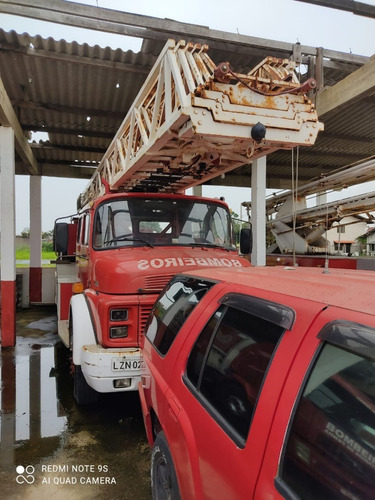 Caminhão Bombeiro Autoescada E Plataforma