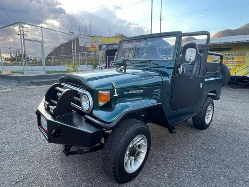 Imagen 1 de 17 de Toyota Machito Land Cruiser