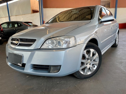 Imagem 1 de 9 de Chevrolet Astra Hatch Advantage 2.0 Automatico