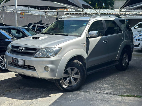 Toyota SW4 3.0 Srv 7l 4x4 Aut. 5p