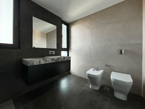 Departamento De 2 Dormitorios Premium Con Amenities En Puerto Norte