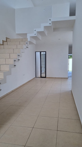 Casa(46) En Venta En Privada Zendera En Conkal