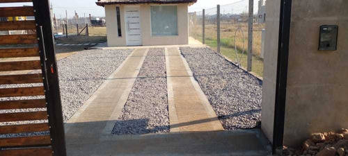 Imagen 6 de 17 de Casa Quinta De 2 Ambientes Con Pileta De 7x3 De Hormigon !!