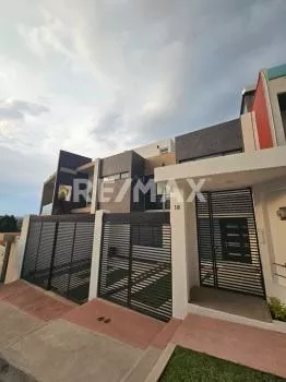 Casa En Venta En Lomas Verdes 6ta Sección, Naucalpan De Juárez