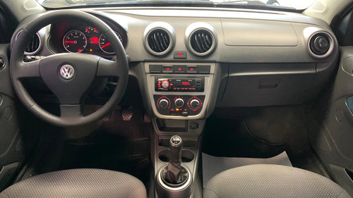Volkswagen Voyage 1.0 MI 8V FLEX 4P MANUAL