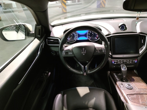 Imagen 9 de 13 de Maserati Ghibli 2019 3.0 L Credito