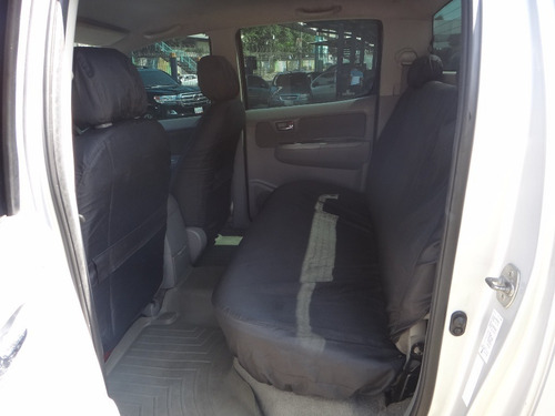 Imagen 11 de 14 de Toyota Hilux Kavak Automática 4x4