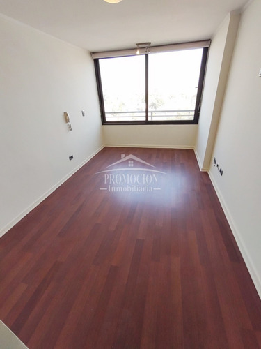 Excelente Ubicación! 3 Habitaciones 2 Baños + 1 Est 1 Bod