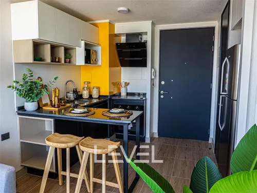 Departamento En Esmeralda. Vista Sur. Piso 2. Metro Ovalle
