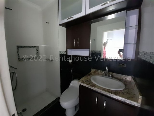Imagen 16 de 20 de Apartamento En Venta Zona Centro De Maracay, 23-13616 Hc