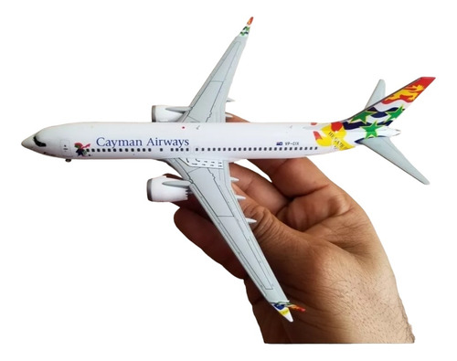 Avion Boeing 737 Max 8 De Cayman Airways Vp-cix Escala 1:200