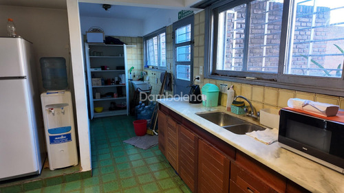 Casa Chalet En Venta - Moreno