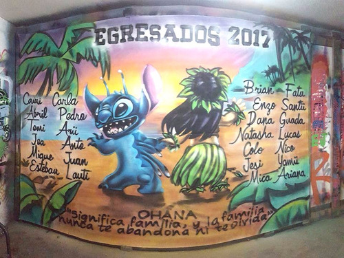 Imagen 3 de 10 de Banderas De Egresados